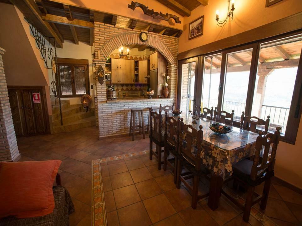 Casa Rural Apartamento Las Malpicas Наваконсехо Экстерьер фото
