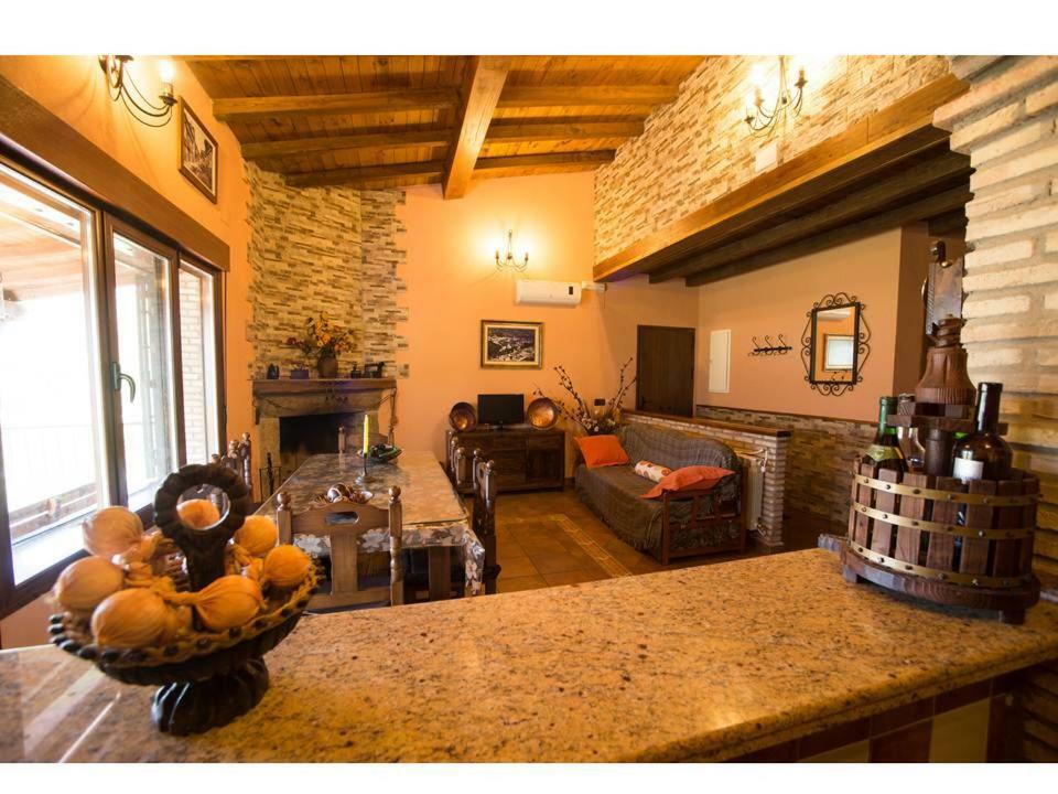 Casa Rural Apartamento Las Malpicas Наваконсехо Экстерьер фото