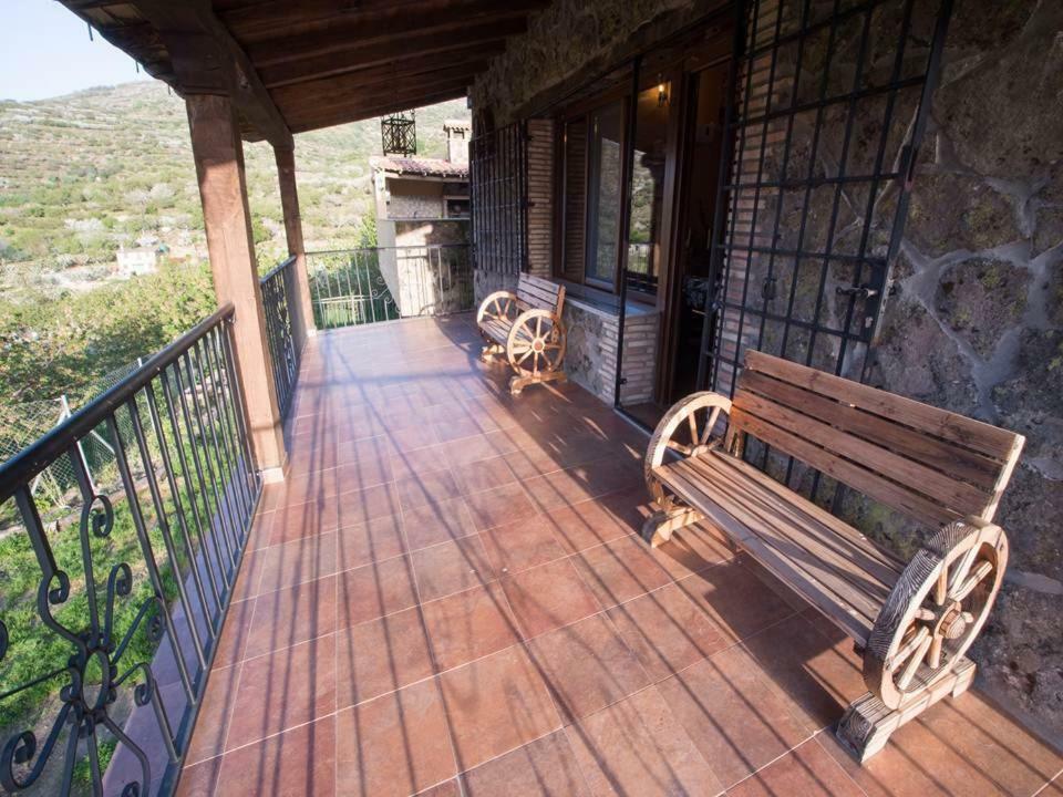 Casa Rural Apartamento Las Malpicas Наваконсехо Экстерьер фото